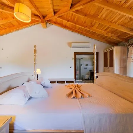 Albavis-10-person Conservative In Kayakoy, * פאטהיה