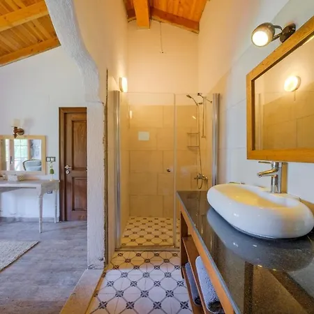 펜션 Albavis-10-person Conservative In Kayakoy, 페티예