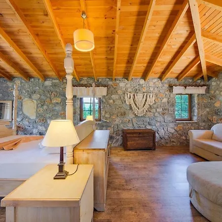 Albavis-10-person Conservative In Kayakoy, * Fethiye